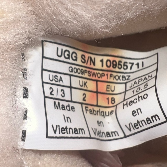 Ugg Baby/Toddler/Children’s Pink Ramona Snow Boots/Booties | NEW!!🩷🩷 - Picture 16 of 16